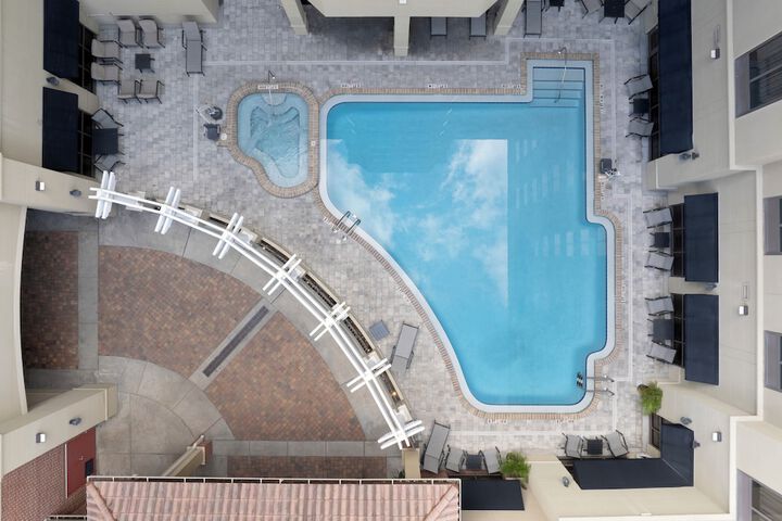 Pool 6 of 34