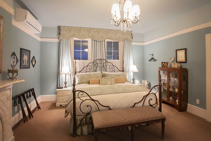 The Woodview Inn
