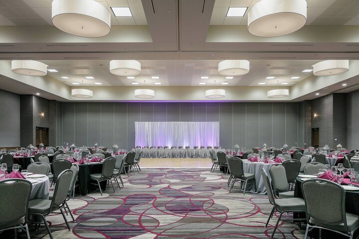 Ballroom/Hall 45 of 53