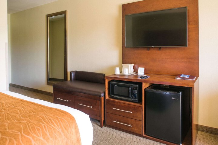 Comfort Inn & Suites Custer - Crazy Horse Area