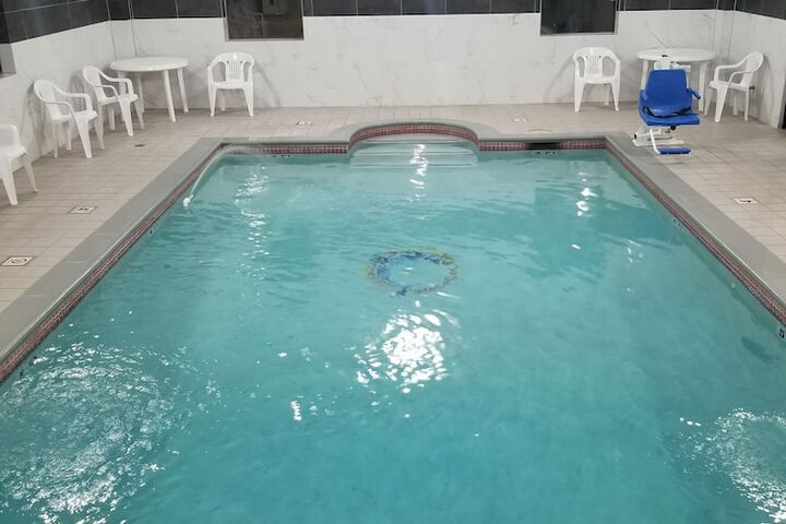 Pool 21 of 117