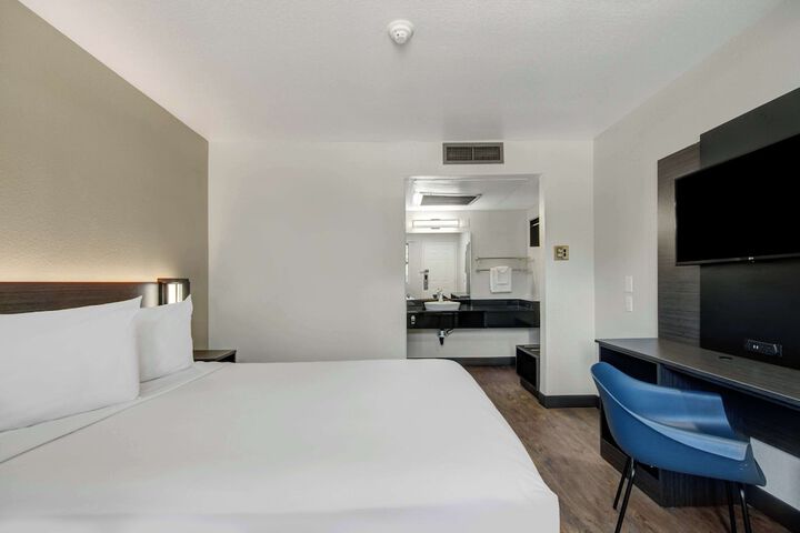 Motel 6 Lompoc CA