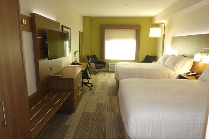 Room 16 of 22