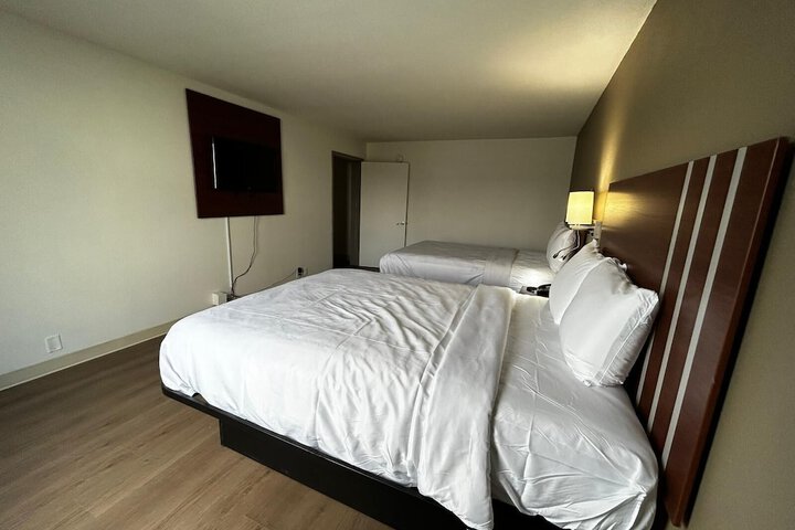 Room 20 of 26