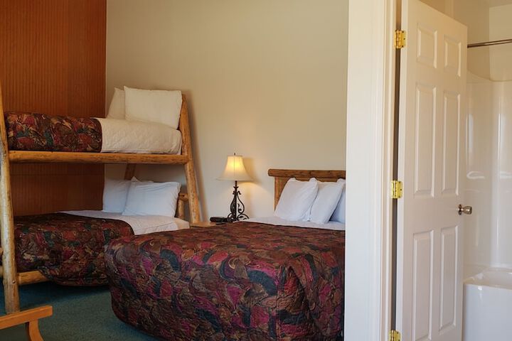 Room 44 of 72