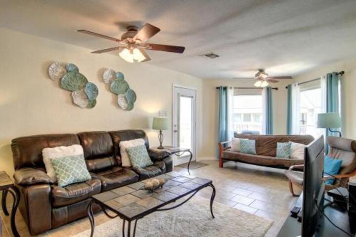 Mustang Memories 1 Br condo