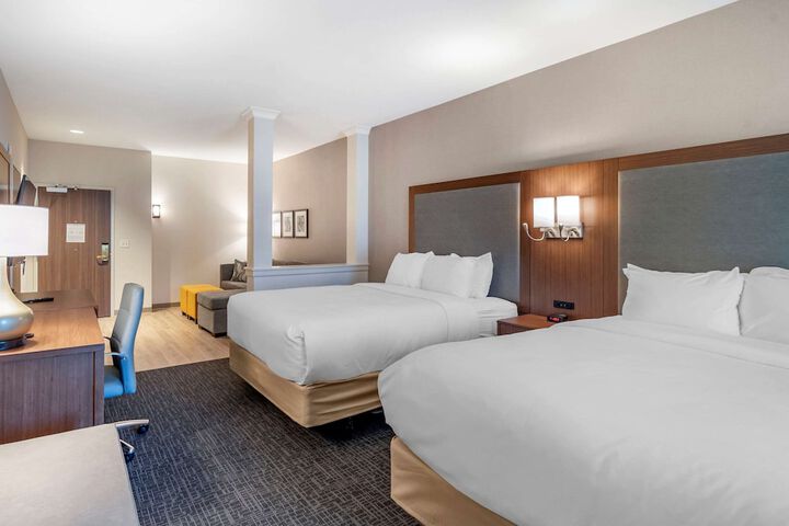 Room 16 of 44