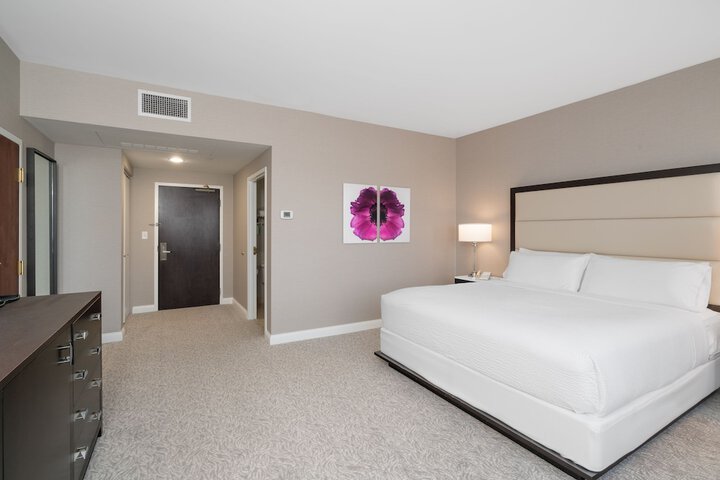 Room 25 of 68