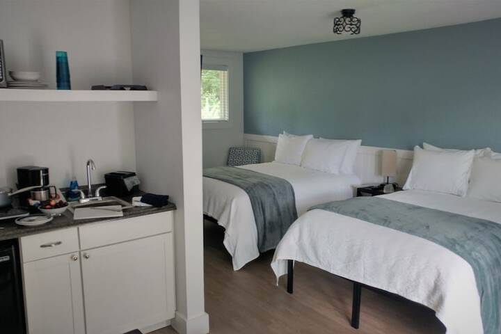 Room 11 of 30