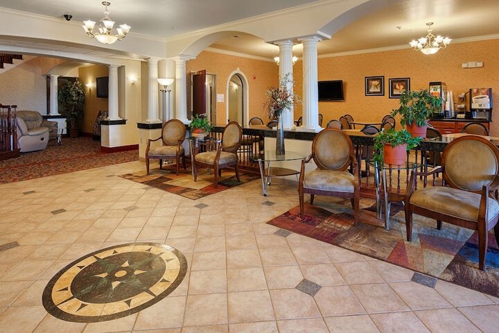 Hotel Interior 4 of 18