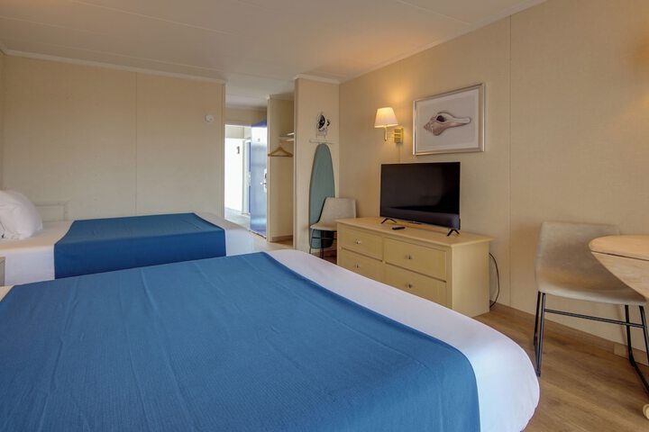 Room 18 of 34