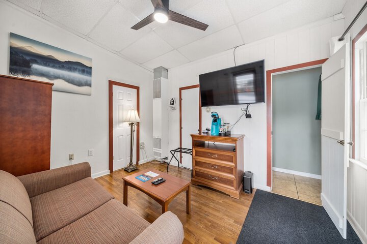 Room 78 of 181