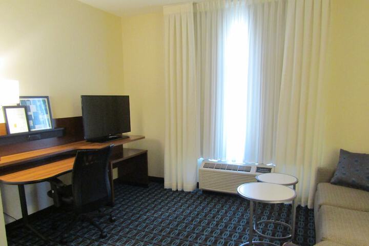 Room 18 of 30
