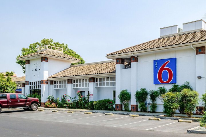 Motel 6 Oakdale CA
