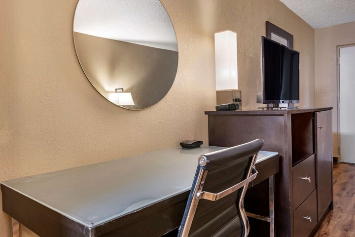 Econo Lodge Sebring