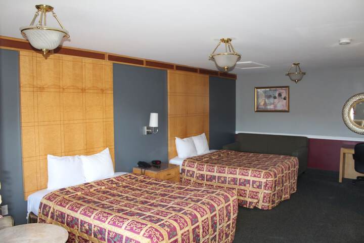 Room 80 of 99