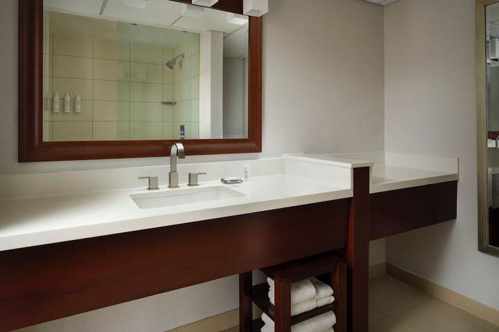 Room 30 of 75