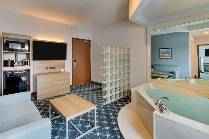 Room 11 of 53