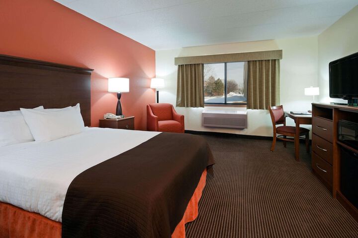 Room 15 of 24