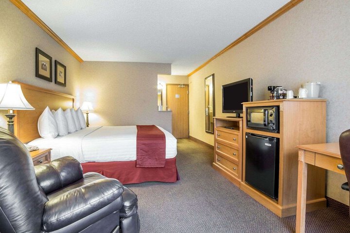 Room 15 of 36