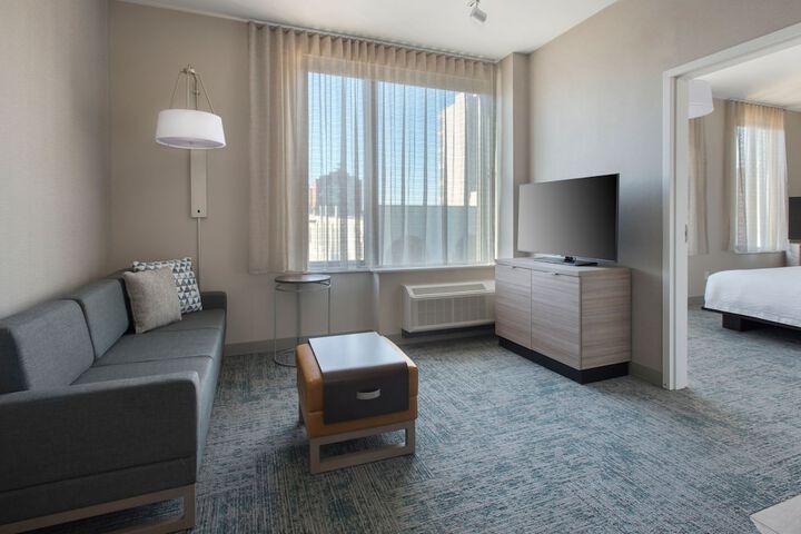 Room 9 of 24