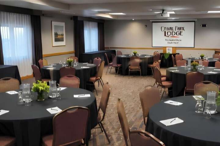 Canal Park Lodge