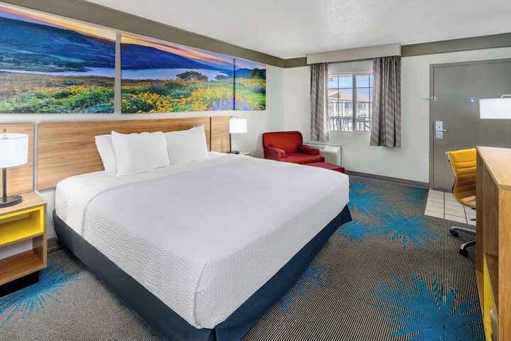 Days Inn by Wyndham Delta CO