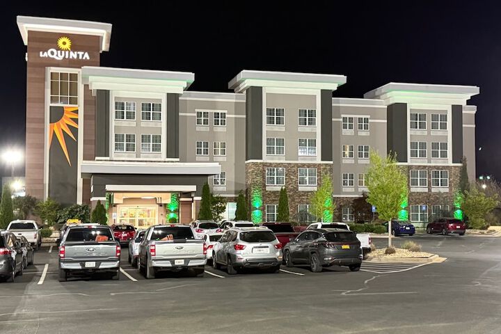 La Quinta Inn & Suites by Wyndham Forsyth