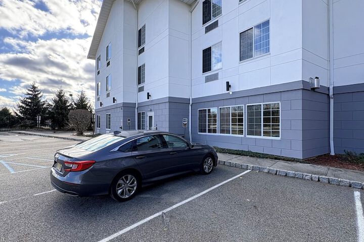 Garner Hotel Mahwah by IHG