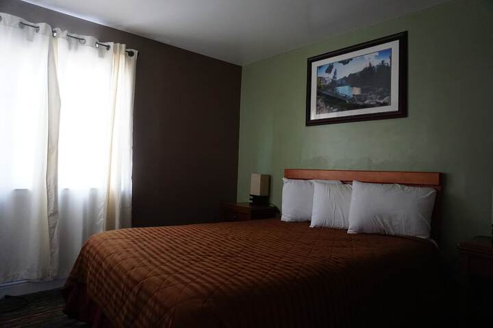 Room 14 of 30