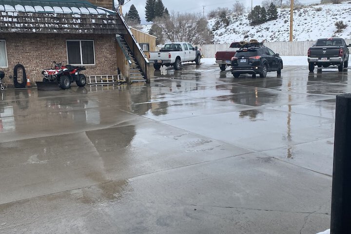 Rustic Inn Motel