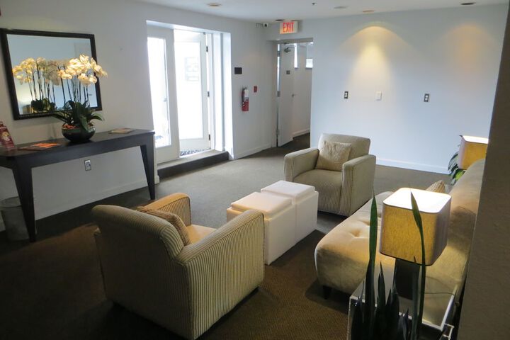 Hotel Interior 8 of 32