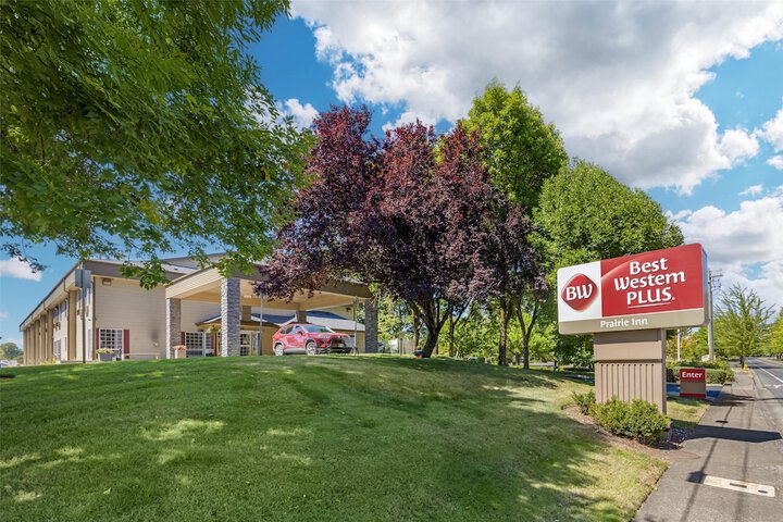 Best Western Plus Prairie Inn
