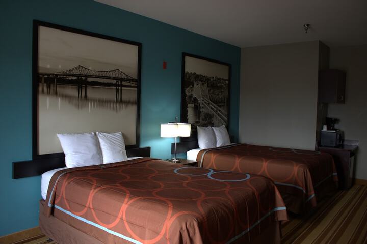 Room 6 of 23
