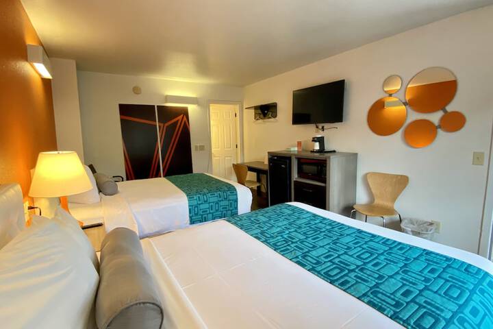 Room 7 of 11