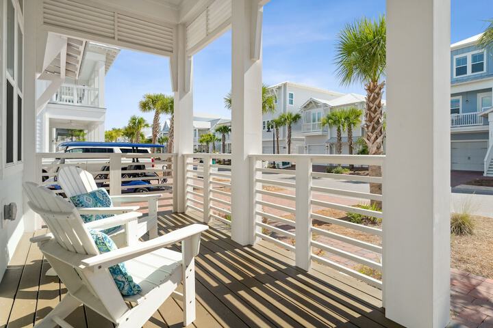 Prominence on 30A by Panhandle Getaways