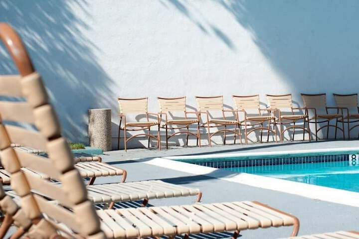 Pool 16 of 46