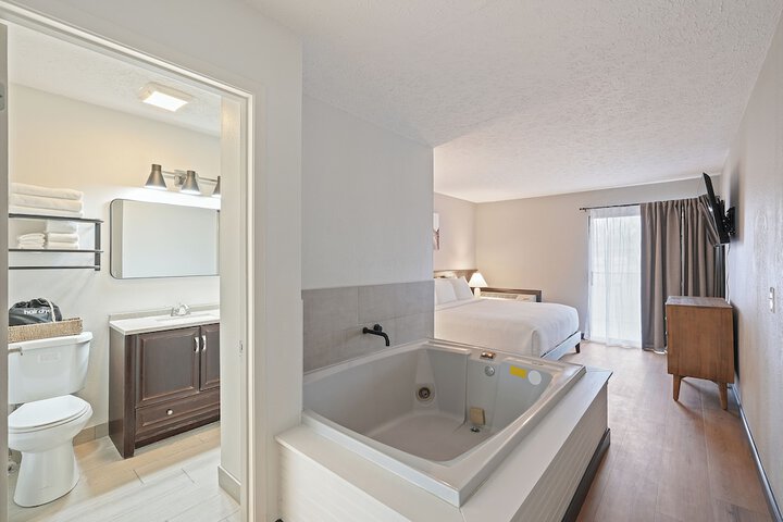 Tremont Lodge & Resort