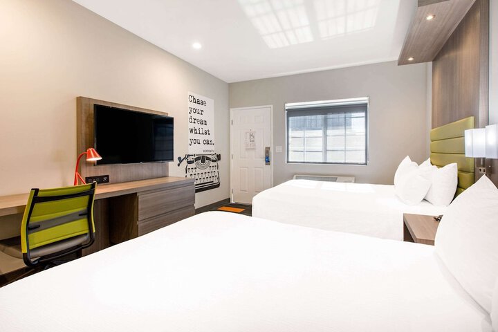 Room 19 of 52
