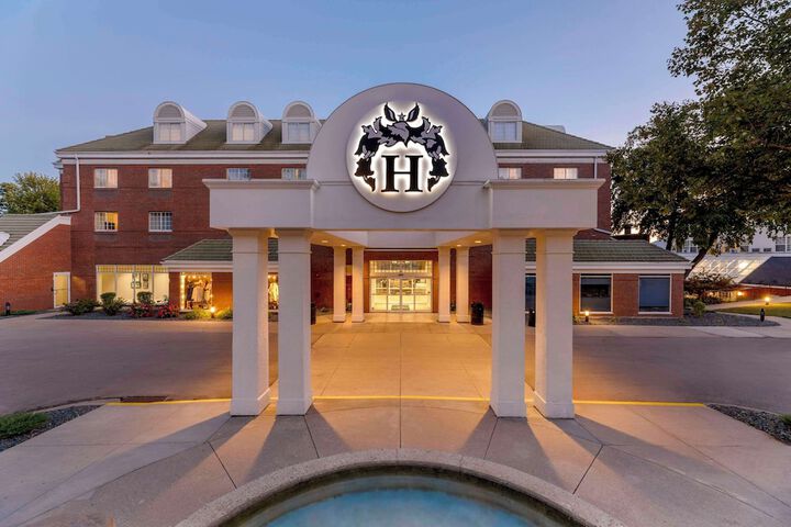 Heidel House Hotel and Conference Center an Ascend Collection Hotel