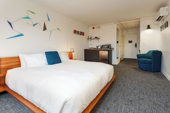 Hotel Leo
