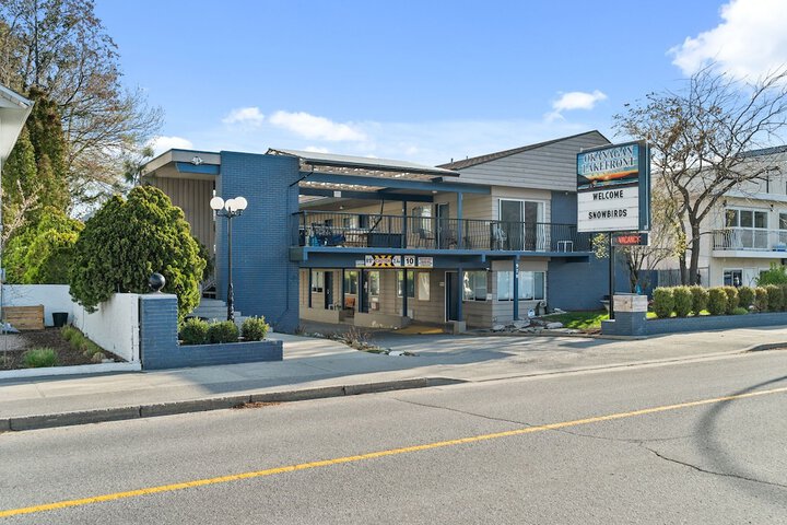 Hotel 3 of 77