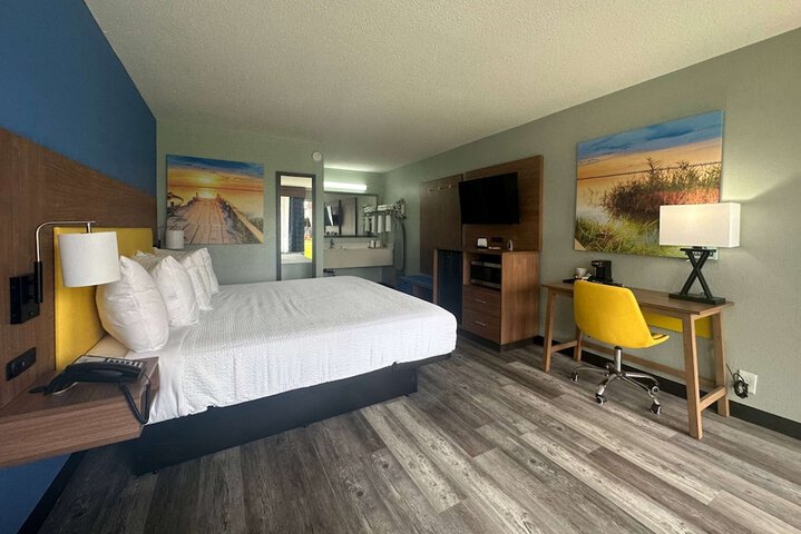 Days Inn & Suites by Wyndham Jennings