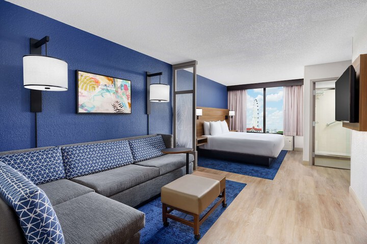 Room 15 of 44