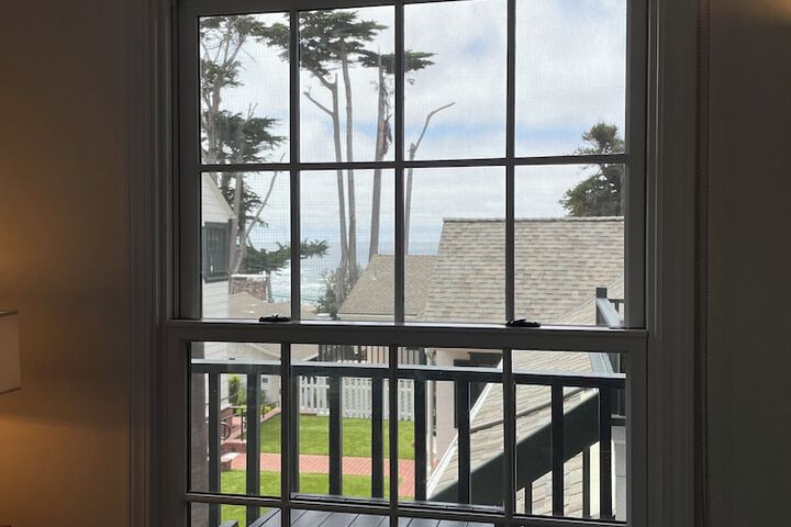 Carmel Beach Hotel