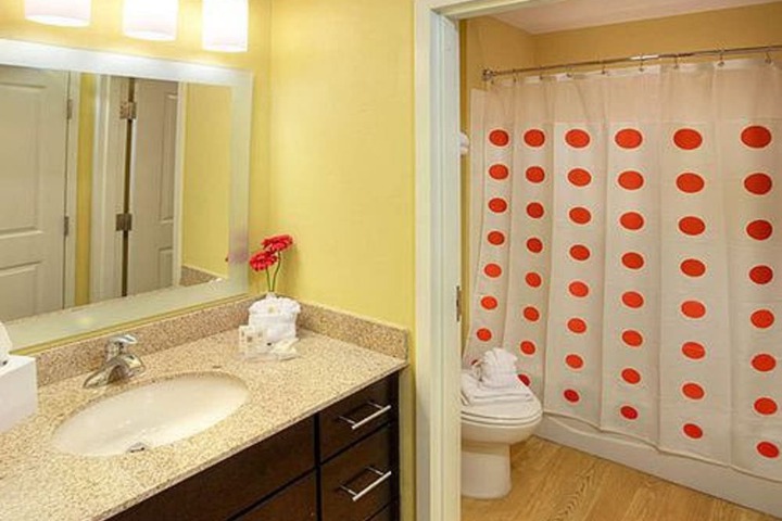 MainStay Suites Middleburg Heights Cleveland Airport