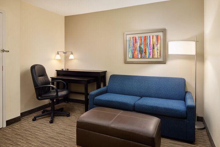 Room 26 of 53