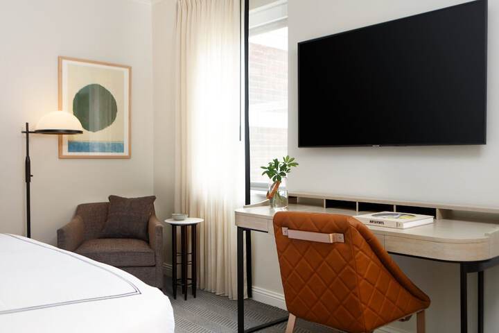 Kimpton Cottonwood by IHG