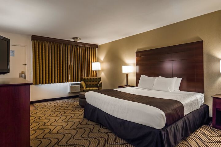 Best Western Heritage Inn