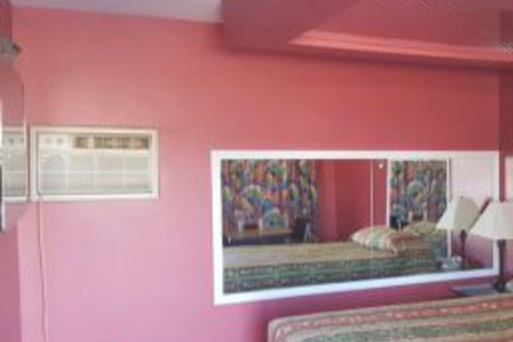 Sharns Motel